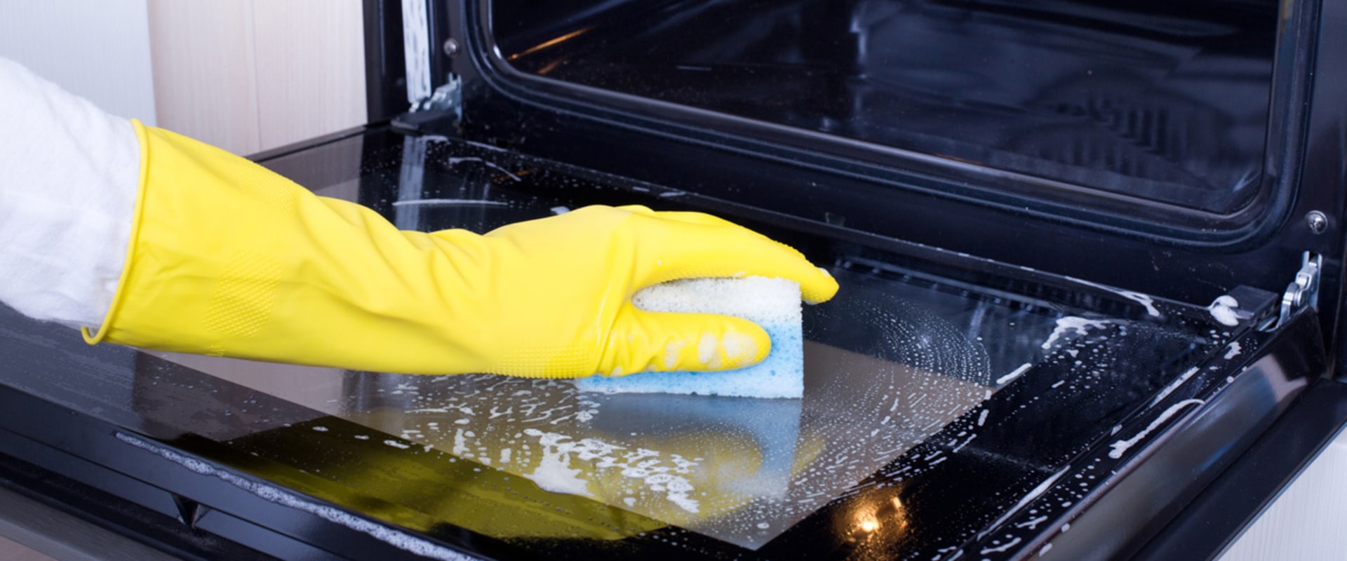 Cleaning Your Oven: Essential Maintenance Tips to Avoid Costly Repairs